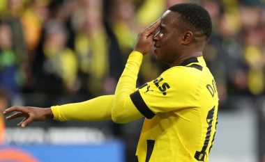 Dortmund dhe Bayern Munich e mbyllin ndeshjen që në pjesën e parë, klubet përkatëse marrin tre pikët (VIDEO)