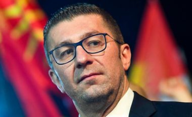 “VMRO-DPMNE nuk merr pjesë në takime ku diskutohen ndryshime kushtetuese”, Mickoski i përgjigjet Kovaçevskit