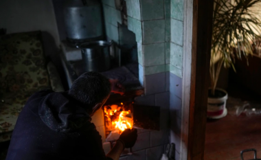 “Furnizohuni me batanije”, ukrainasit bëhen gati për një dimër të vështirë