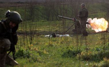 Ukraina duhet ta shfrytëzojë pauzën e dimrit për t’u përgatitur mbi ofensivat vendimtare në pranverë