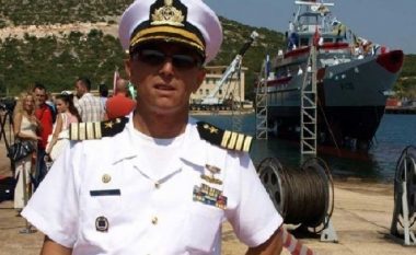 Meçollari: Porti i Durrësit është pikë strategjike e NATO-s, nuk duhet të lëvizë