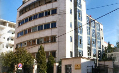 Sulmet kibernetike/ Prokuroria kërkon “arrest shtëpie” për 5 punonjësit e IT, Gjykata e Tiranës ndryshon masën