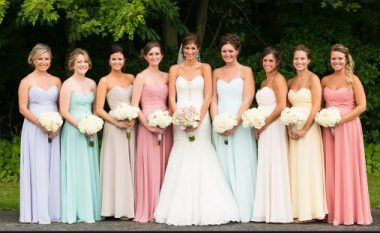 Nëse keni një dasmë në vjeshtë, zgjidhni një nga këto 4 ngjyra