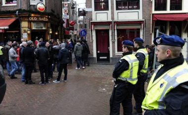 Goditet grupi kriminal shqiptar në Amsterdam, sekuestrohen 2 ton “të bardhë”