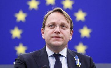 ​Varhelyi: Bosnja dhe Hercegovina së shpejti mund të marrë statusin e kandidatit për anëtarësim në BE