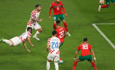“Finalja e vogël” u takon ballkanasve, Kroacia mposht Marokun dhe shpallet e treta më e mirë e Katar 2022 (VIDEO)