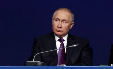 Rusia kundërpërgjigjet, Putin ndalon eksportet ruse të naftës në vendet që zbatojnë kufirin e çmimit