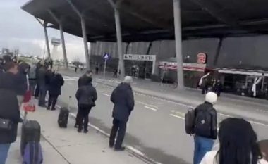 Alarmi për bombë në Aeroportin e Prishtinës, reagon policia: Ishte i rremë