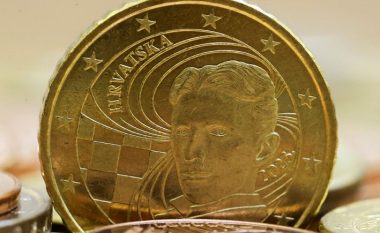 Kroacia mirëpret Vitin e Ri me euro, duke nisur nga mesnata i bashkohet Eurozonës dhe Shengen-it