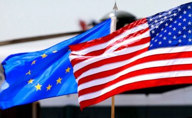 Tensionet e vazhdueshme në veri të Kosovës, reagojnë SHBA dhe BE