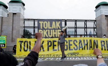 Indonezia drejt shpalljes vepër penale të seksit jashtë martese