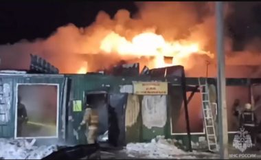 Zjarr në shtëpinë e të moshuarve në Rusi, 22 viktima
