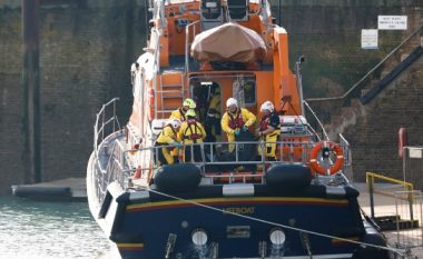 “Bërtistin për të kërkuar ndihmë”, kapiteni tregon se prej nga vinin emigrantët që shpëtoi në Kanalin Anglez