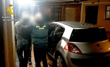 Autorë të 8 grabitjeve në Spanjë, arrestohen dy skifterët shqiptarë