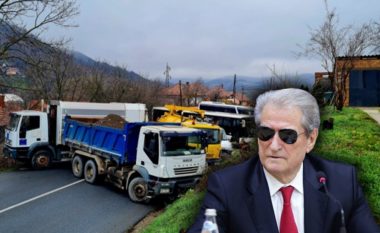 Tensionet në veri të Kosovës, Berisha: Po dhunohet haptas ligji dhe rendi i një vendi të lirë dhe të pavarur