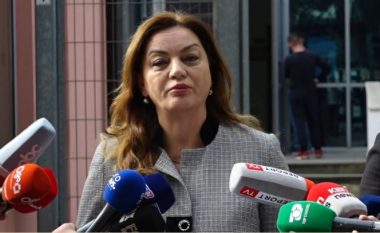 Evis Kushi e paditi për shpifje, Vokshi fiton gjyqin: Ministrja te japë dorëheqjen sot