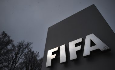 ZYRTARE/ FIFA dënon Federatën Serbe të Futbollit