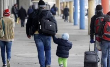Nuk ka të ndalur ikja, mbi 13 mijë shqiptare u regjistruan si azilkërkues në Britani për 9 mujorin 2022