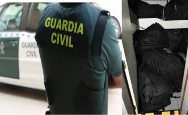 Policia spanjolle bllokon anijen me disa tonë kokainë, mediat: I përket organizatës së mafias shqiptare
