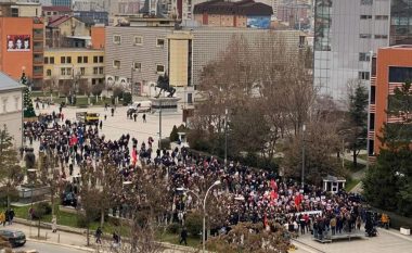 Dënimi i ish-komandantit të UÇK-së me 26 vjet burg, protestë në Prishtinë kundër Gjykatës Speciale