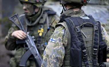 Finlanda premton miliona dollarë ndihmë ushtarake për Ukrainën, por jo tanke