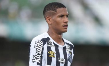 Milan vazhdon “psonisjen” në Amerikën Latine, në shportën e “kuqezinjve” 18-vjeçari i Santos