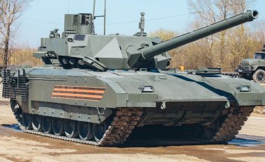 Me sistem mbrojtës, me sensorë dhe rezistent ndaj motit ekstrem, Rusia po konsideron dërgimin e tankeve T-14 Armata në Ukrainë