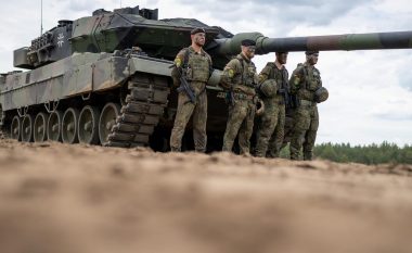 Tanket e para Leopard 2 janë tashmë në Ukrainë
