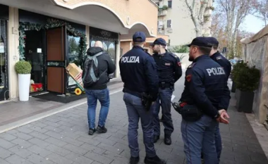 Pas sherrit jashtë lokalit, shqiptari qëllon me armë ish-gruan në Itali