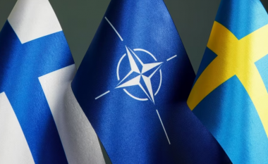 Finlanda shpreson të anëtarësohet në NATO së bashku me Suedinë