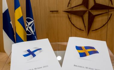 Finlanda shpreson të anëtarësohet në NATO së bashku me Suedinë