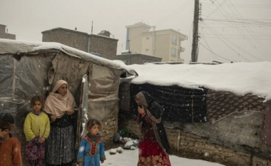 Temperaturat  deri në -33 gradë, të paktën 166 viktima nga acari në Afganistan