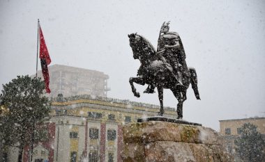 I ftohti “mbërthen” Shqipërinë, dita kur zbardhet Tirana