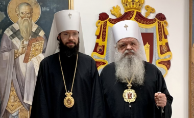 Pse po e viziton kleriku rus Shkupin?