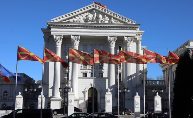 Shkupi e shpall “të margjinalizuar” eurodeputetin bullgar, Angel Xhambaski