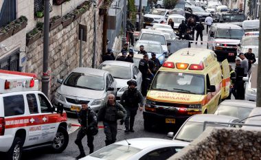 Sulmi me dy të plagosur në Jerusalem, policia arreston një 13-vjeçar