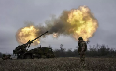 Ministria ruse e Mbrojtjes: 63 ushtarakë të vrarë pas sulmit ukrainas në Makiivka