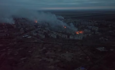Luftime të ashpra në Ukrainë, raketat ruse vrasin 10 civilë, 20 të plagosur