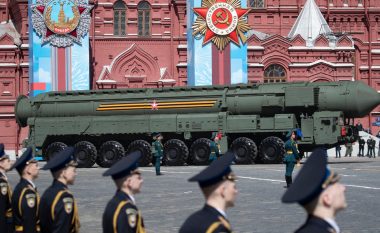 Parlamenti rus voton për pezullimin e traktatit të armëve bërthamore