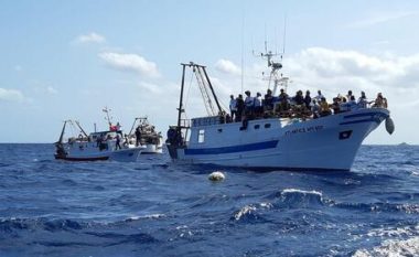 Tragjedi në brigjet e Italisë, përmbytet varka me migrantë, rreth 30 viktima