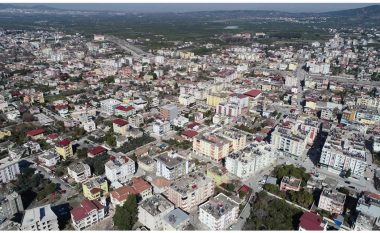 “Mrekullia” e Erzinit, qyteti në Hatay që nuk vajtoi asnjë të vdekur, kryebashkiaku shpjegon arsyen