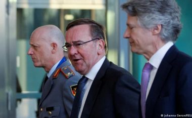 “Kemi mbetur pas objektivit të NATO-s”, ministri gjerman i Mbrojtjes kërkon shpenzime më të mëdha të ushtarake