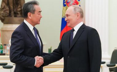 Moska: Rusia dhe Kina nuk diskutuan “planin e paqes”