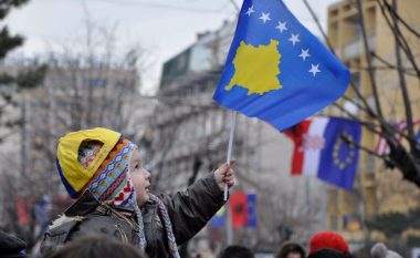Ngritja e flamurit, homazhe dhe koncert, si do e festojë Kosova 15-vjetorin e Pavarësisë