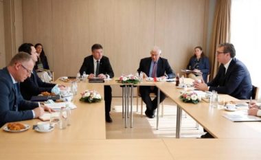 Qeveria Kurti në kontakt me BE-në për takim me Vuçiçin
