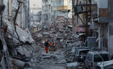 Kryqi i Kuq kërkon 700 milionë dollarë ndihmë për Turqinë dhe Sirinë