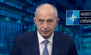 Zëvendësshefi i NATO-s: Rusia po pëson humbje edhe jashtë fushëbetejës