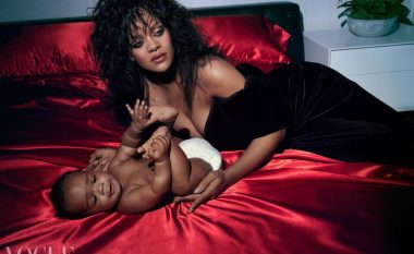 Rihanna i përgjigjet ndjekësve që i kritikuan djalin: Rrini larg tij!
