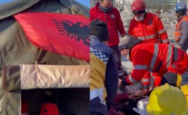 Tërmeti i fortë, mjeku i ekipit shqiptar bën mrekullinë: Shpëton të riun turk, kishte mbi 100 orë nën rrënoja