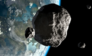 Për herë të parë kaq pranë në 400 vite, një asteroid gjigant do të kalojë sonte afër Tokës